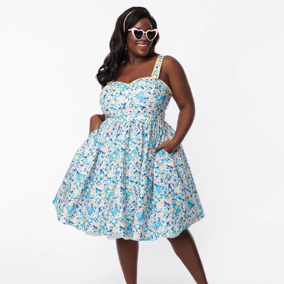 Smurfs X Unique Vintage Smurf Floral Print Pinafore Swing Dress, NWT - Picture 4 of 13